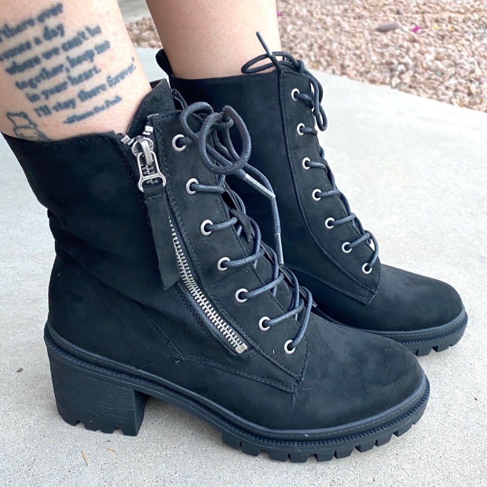 New In Box Black Vegan Suede Zip Lace Up Moto Combat Boots
